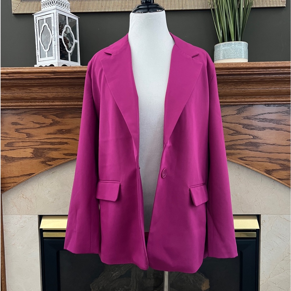 Band of the Free Women's Fuchsia Oversized Blazer Size Small NEW